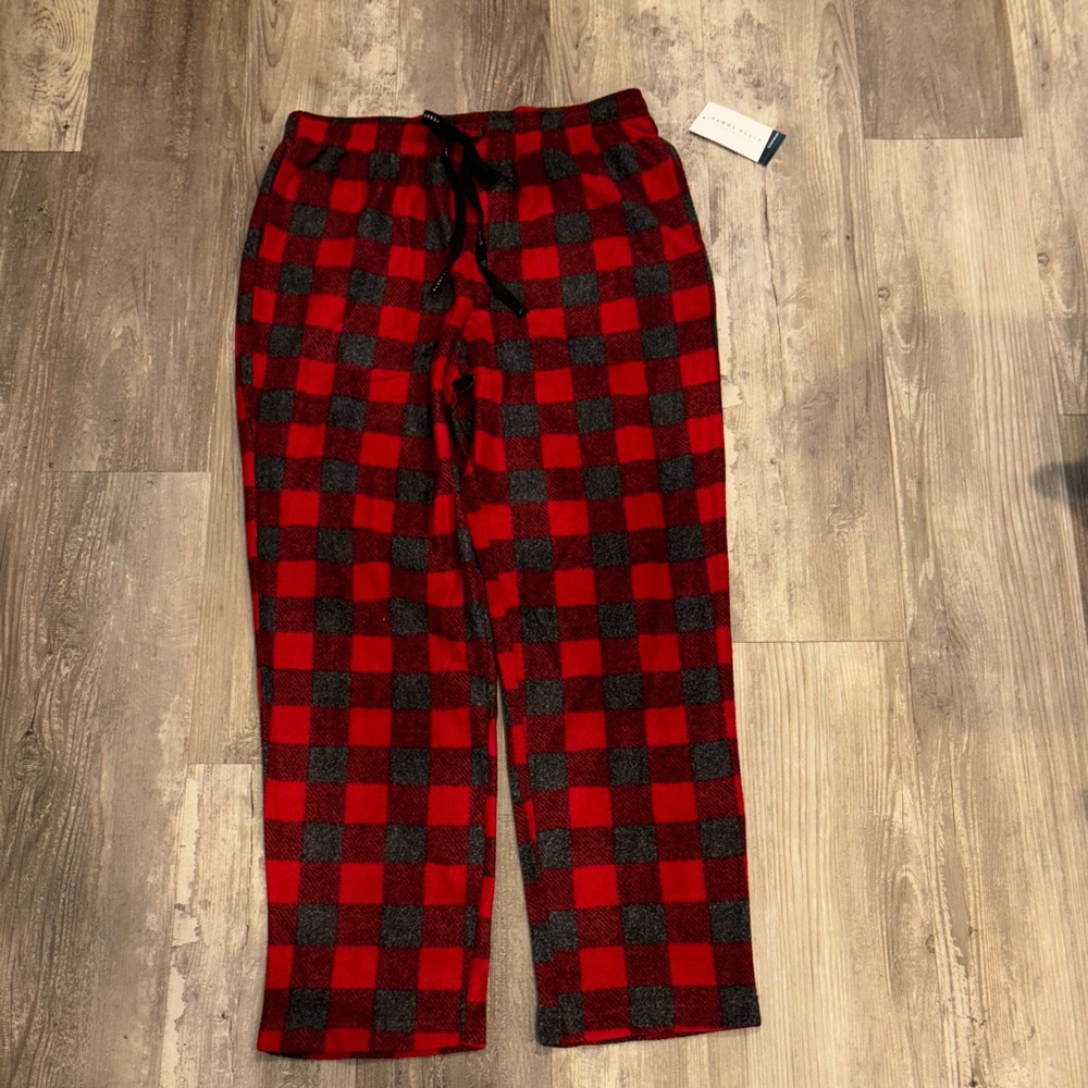 NWT Perry Ellis Red and Charcoal Plaid Pajama Pants